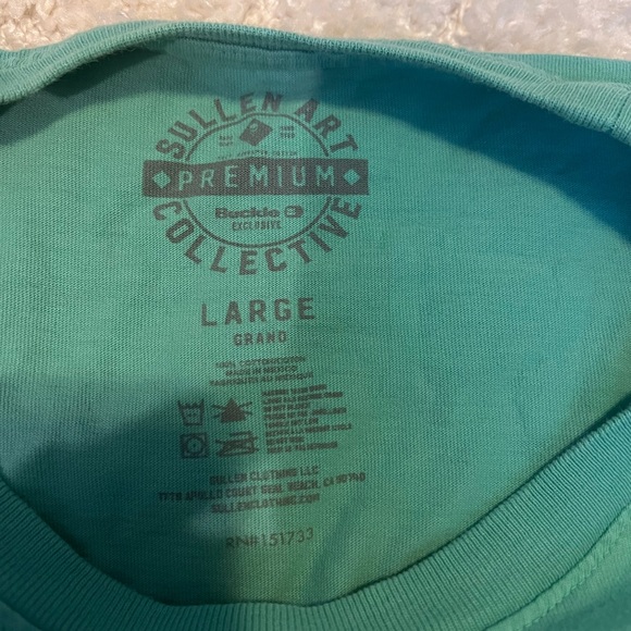 Sullen Tshirt From Buckle - Picture 2 of 3